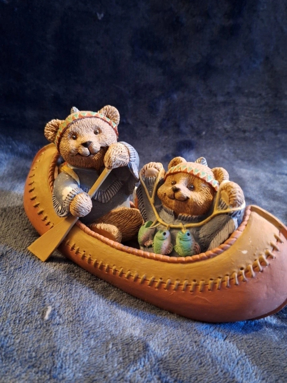 Brown Bear Canoe Duo Figurine – Decorative Bear Pair in Tan Canoe